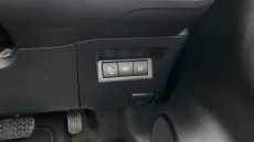 Toyota Yaris 1.5 Hybrid Icon Tech 5dr CVT Hybrid Hatchback